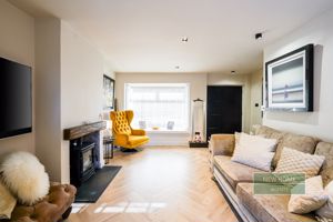 Photo 27- click for photo gallery